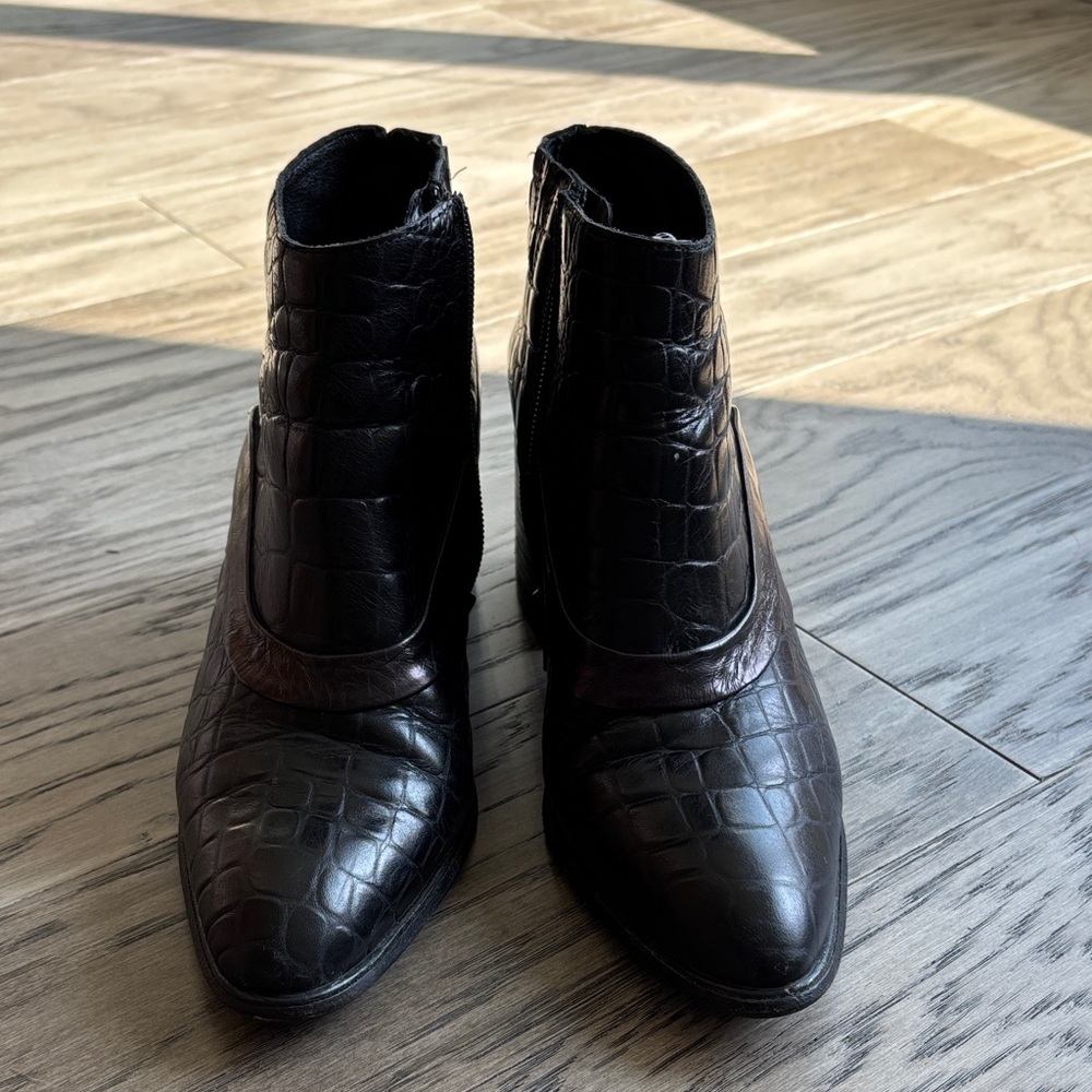 Jeffrey Campbell Black Textured Boots